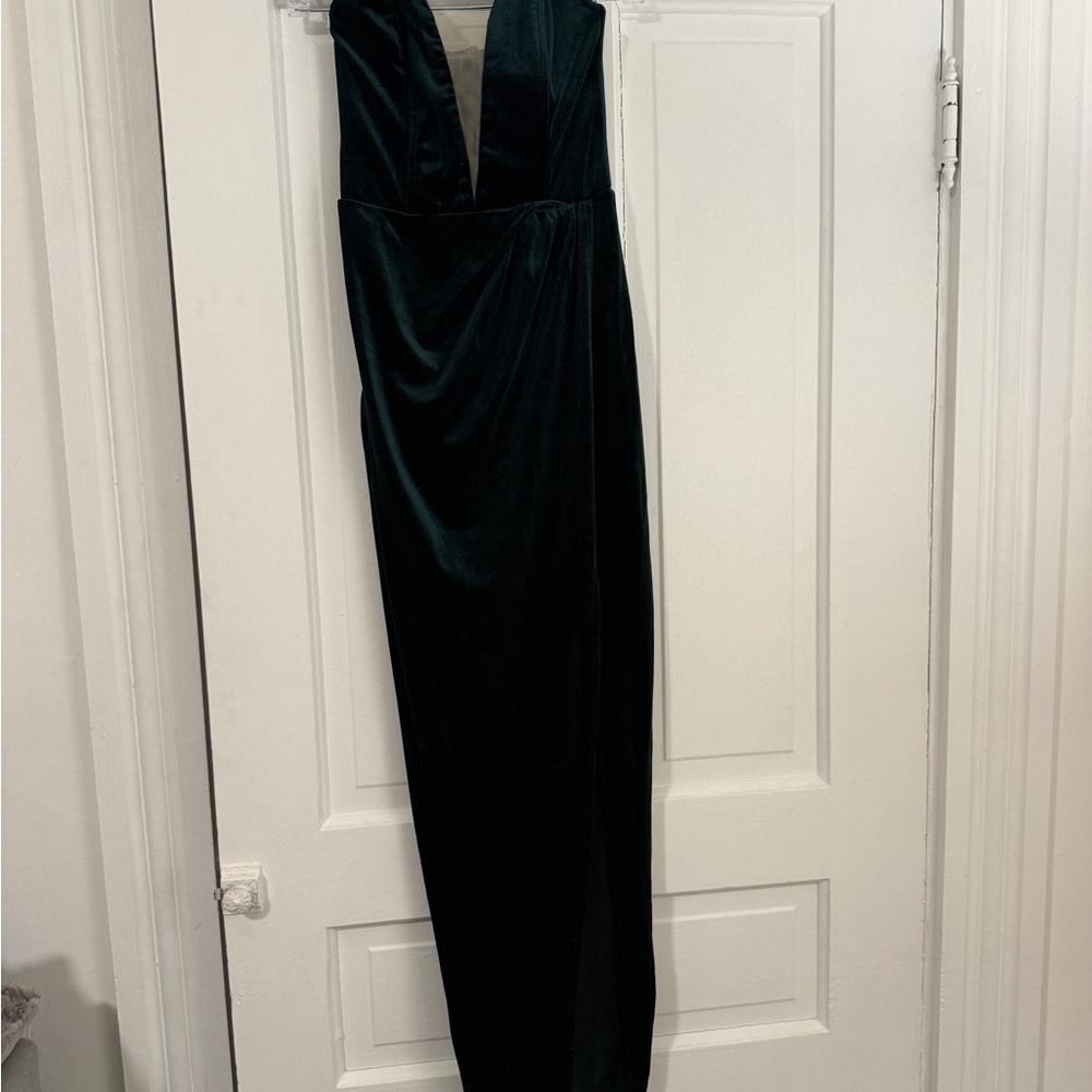 Lulu's Strapless Dark Green Velvet Dress